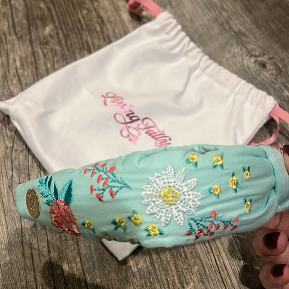 Living Fully Co. Everything is Coming Up Roses Knotted Floral Headband NWT - Picture 5 of 7